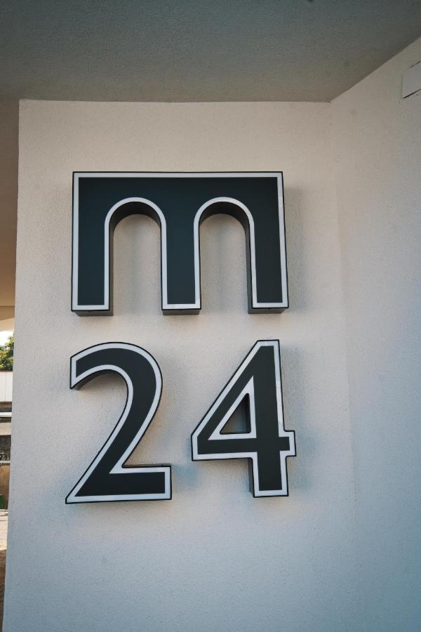 M-24 Apartments 马特斯堡 外观 照片